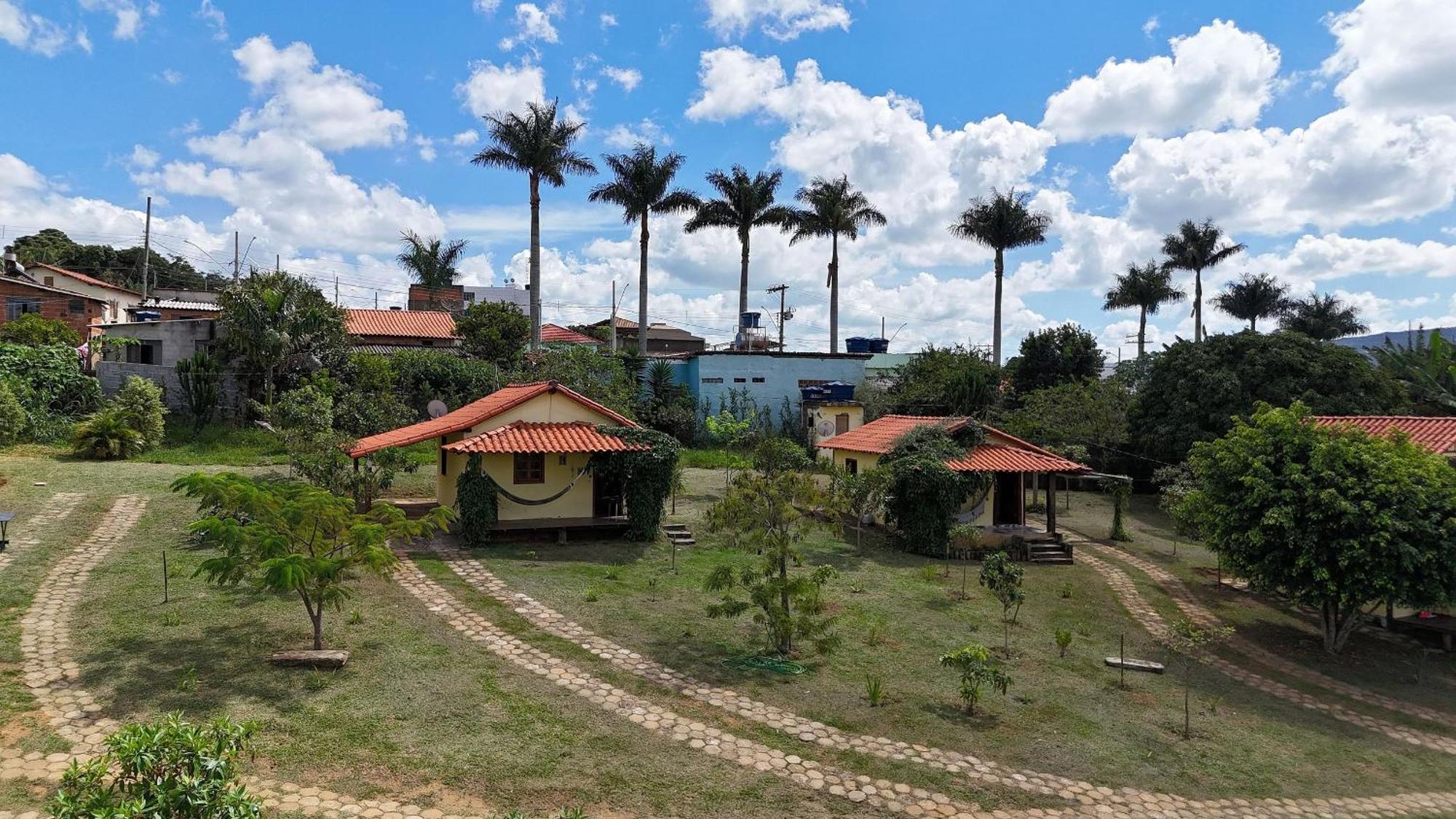 Chales Vila Carrancas - Unidade Centro Exterior foto